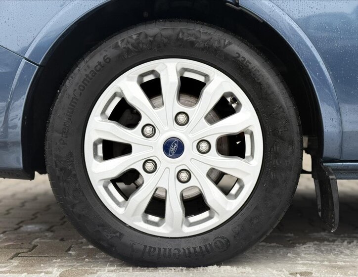 Ford Tourneo Custom 10