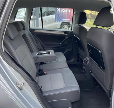 Volkswagen Golf Sportsvan 29