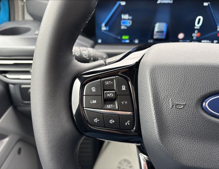 Ford Tourneo Custom MPV 0,0 160 kw