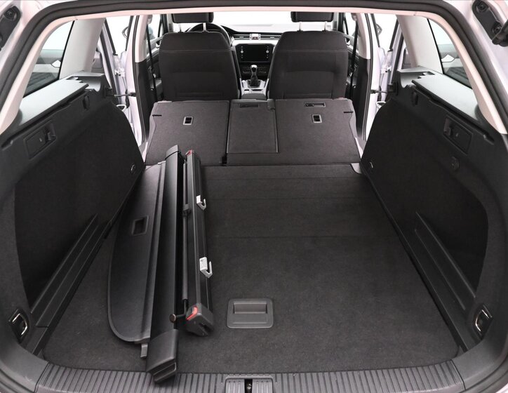 Volkswagen Passat Kombi 2,0 l 110 kw