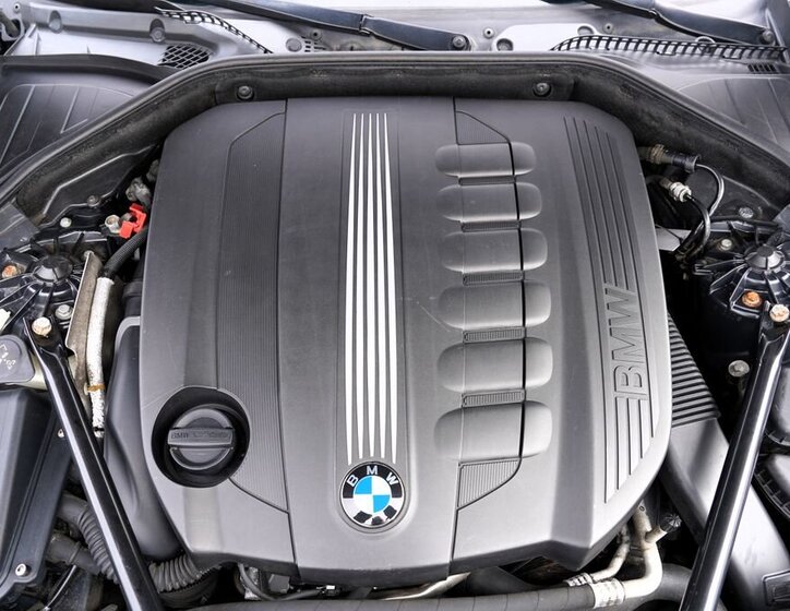 BMW Řada 7 Sedan / Limuzína 3,0 l 180 kw
