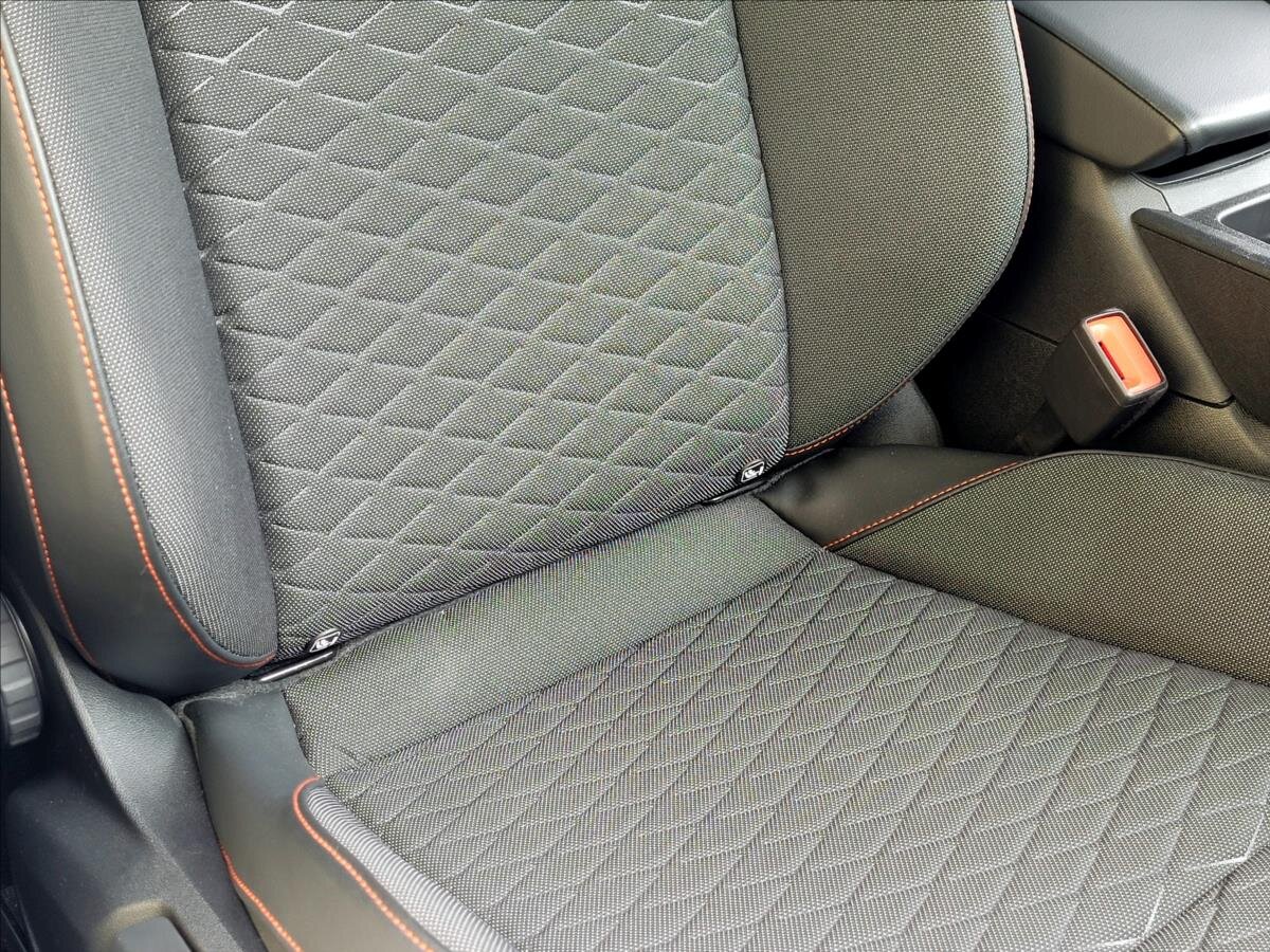 Seat Leon Hatchback 1,5 l 110 kw