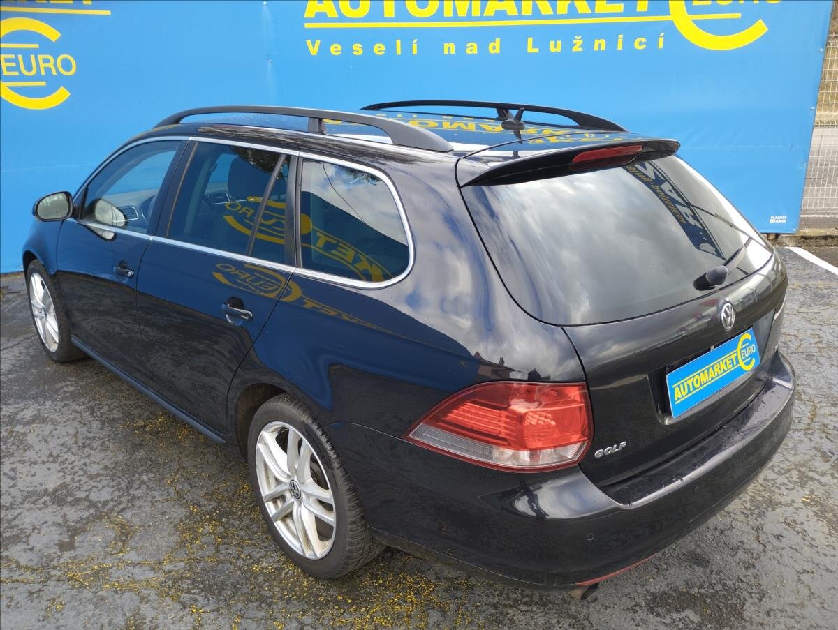 Volkswagen Golf Kombi 1,6 l 77 kw