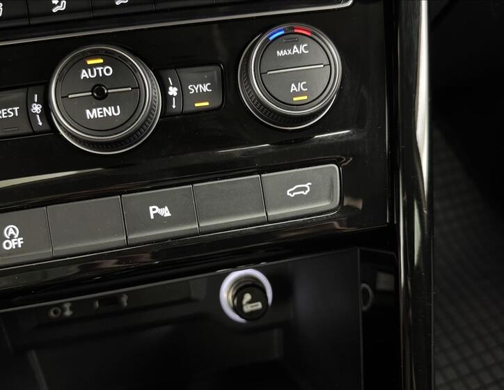 Volkswagen Touran 26