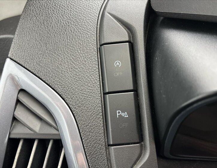 Ford Tourneo Custom Kombi 2,0 l 125 kw