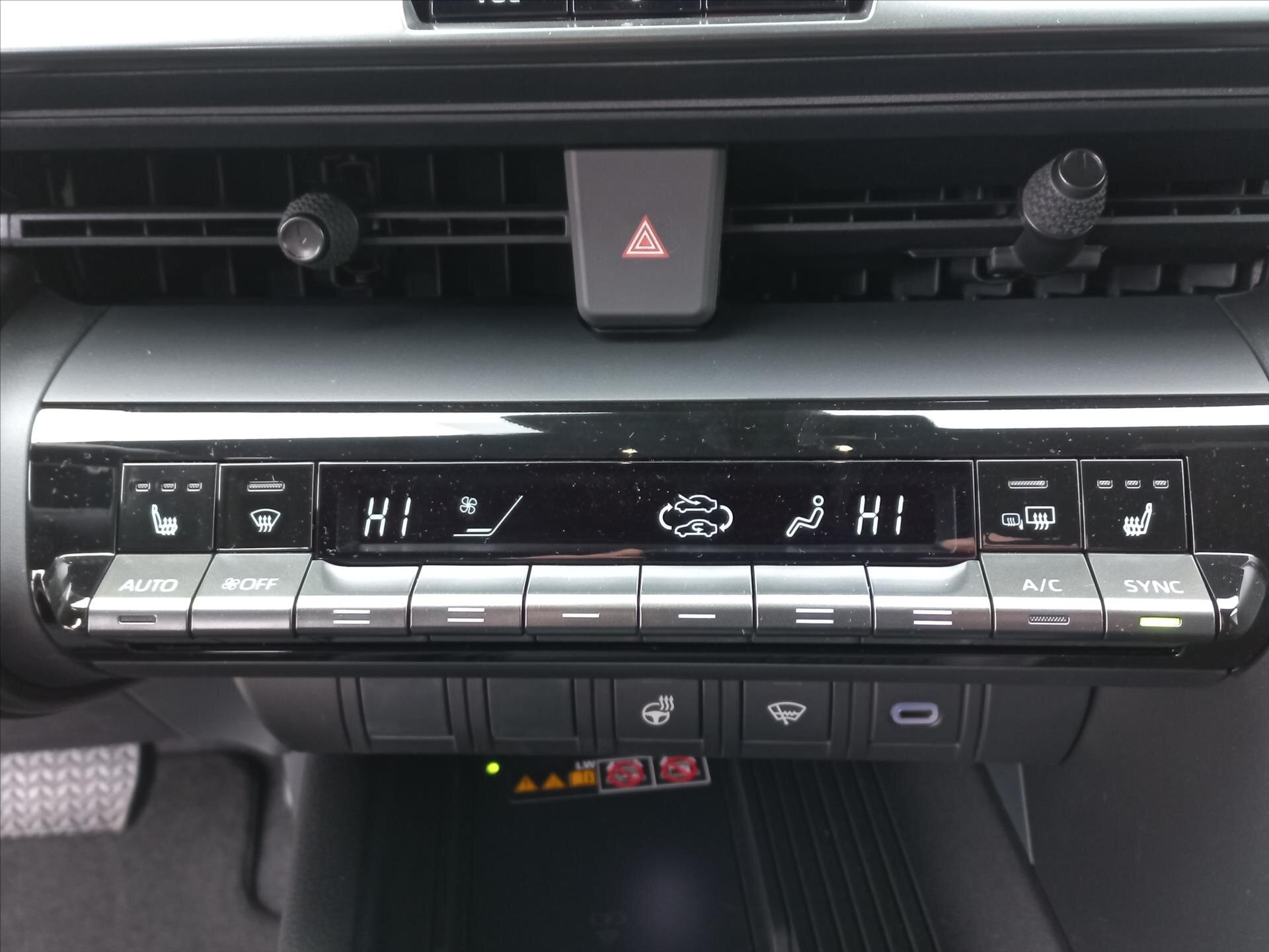 Toyota C-HR Hatchback 2,0 l 112 kw