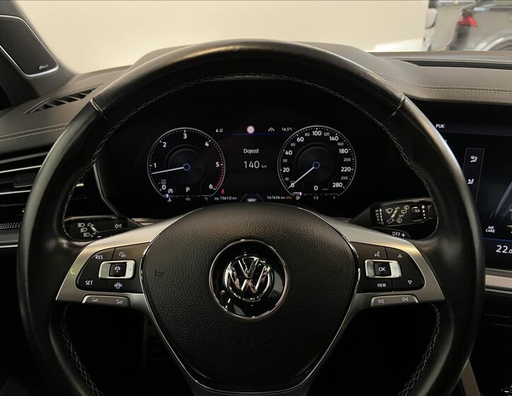 Volkswagen Touareg SUV / Terénní 3,0 l 210 kw