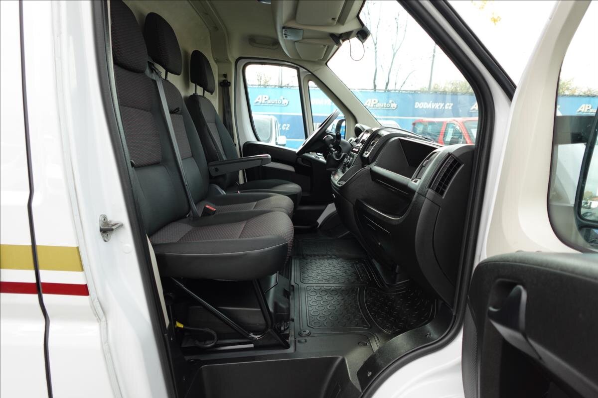 Peugeot Boxer Ostatní 2,2 l 121 kw