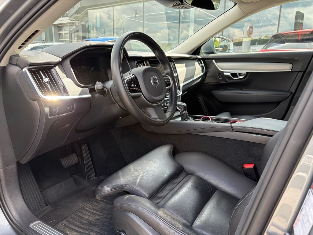 Volvo V90 Kombi 2,0 l 140 kw