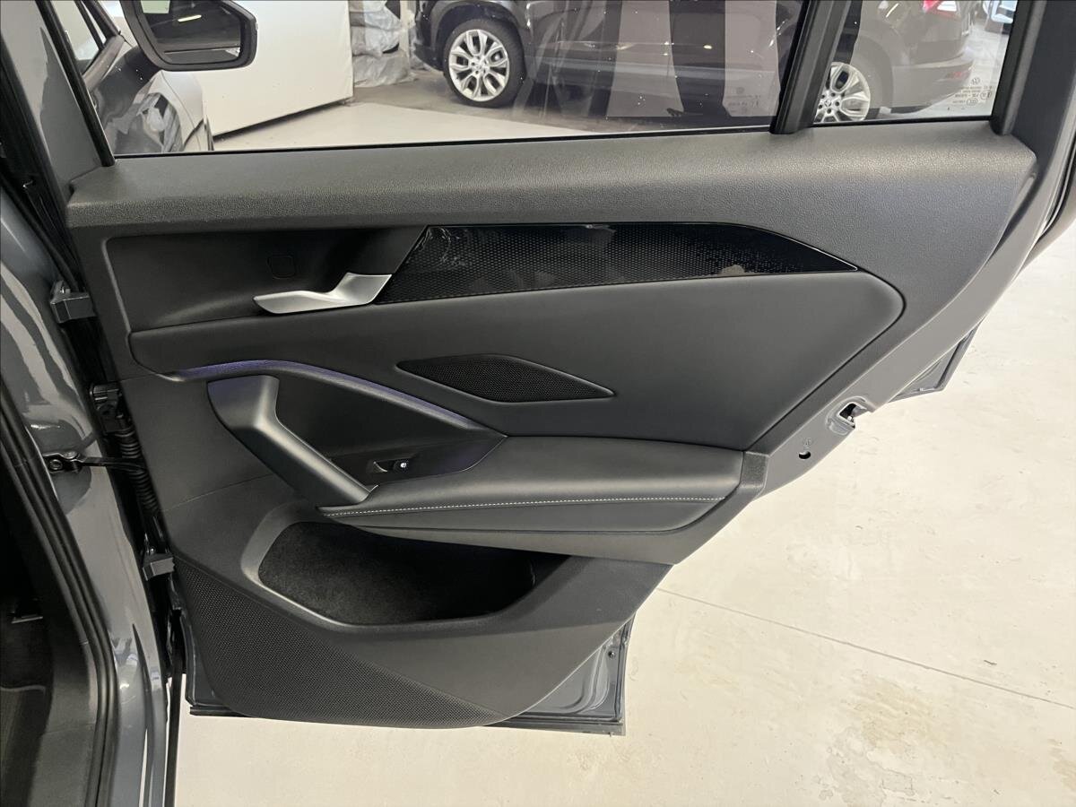 Volkswagen Tiguan SUV / Terénní 1,5 l 96 kw