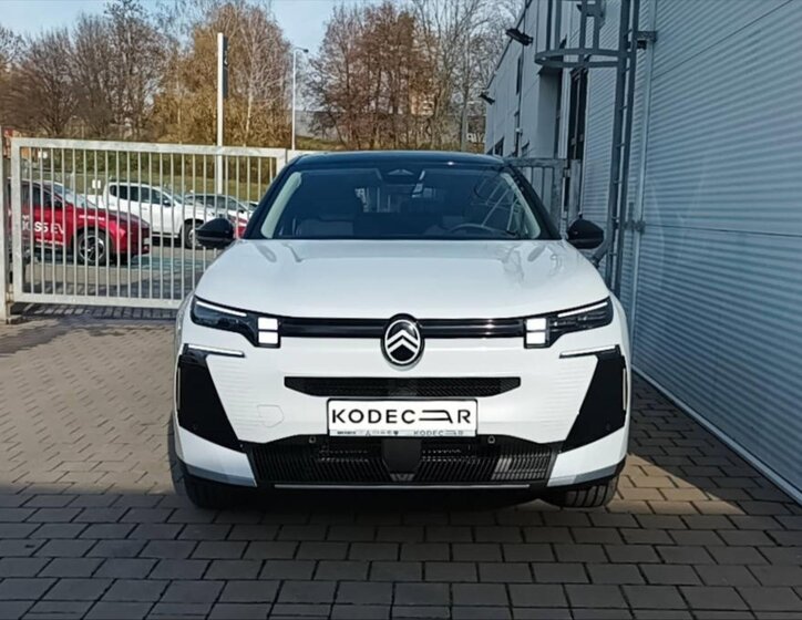 Citroën C5 Aircross SUV / Terénní 1,2 l 107 kw