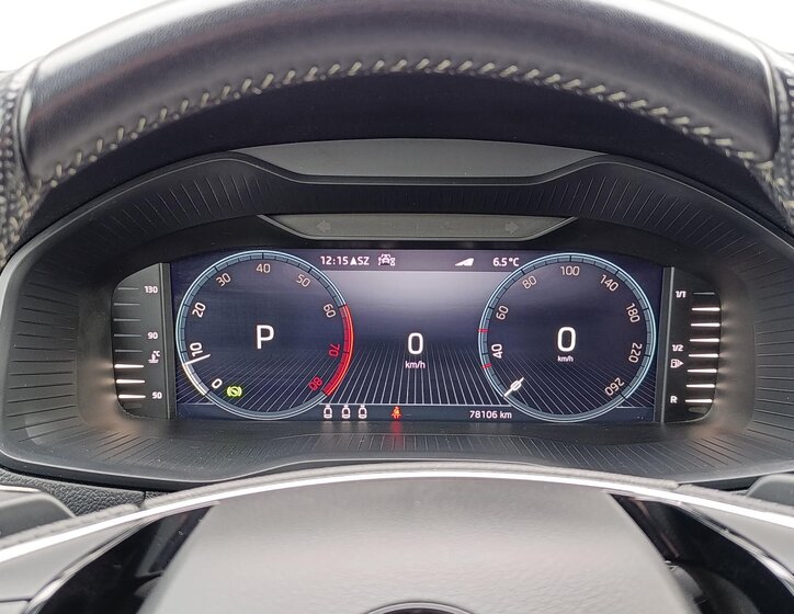 Škoda Karoq SUV / Terénní 1,5 l 110 kw