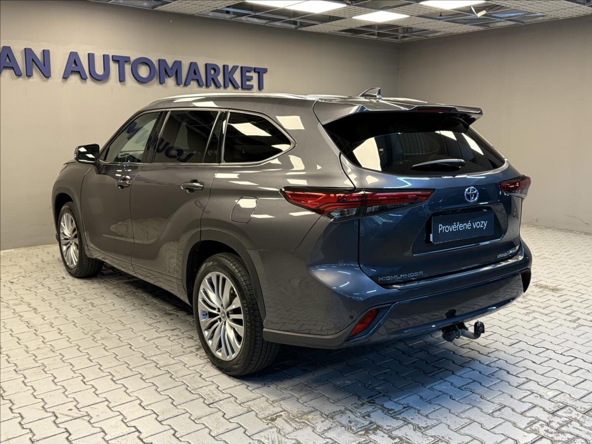 Toyota Highlander SUV 2,5 l 140 kw