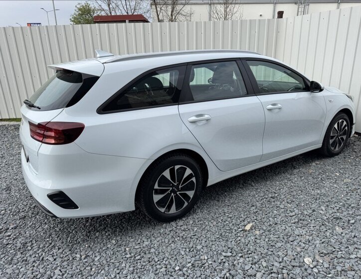 KIA Ceed Kombi 1,5 l 103 kw