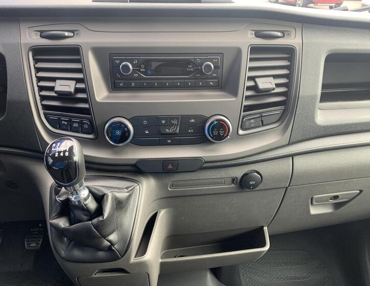 Ford Transit 14