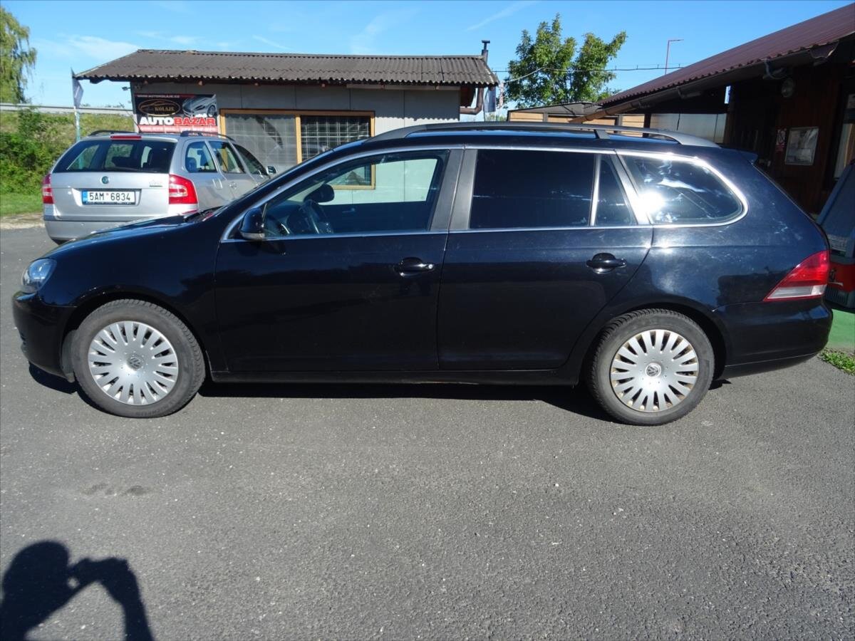 Volkswagen Golf Kombi 2,0 l 103 kw