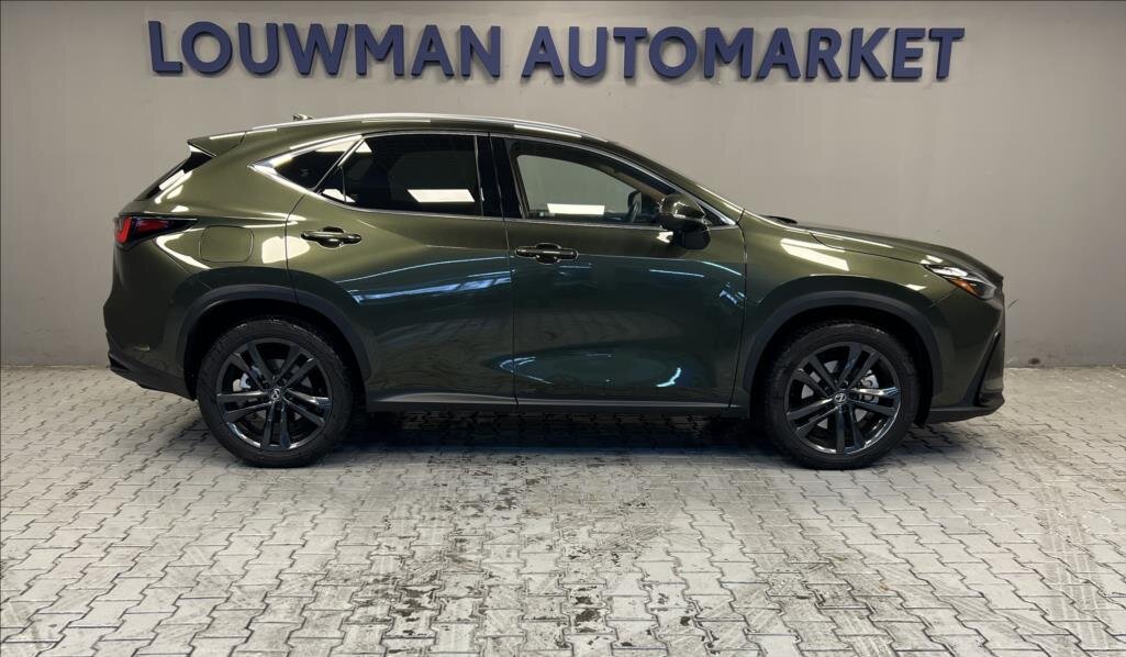 Lexus NX 450h plus SUV / Terénní 2,5 l 227 kw