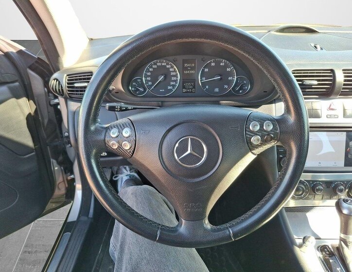 Mercedes-Benz Třídy C Kupé 1,8 l 120 kw