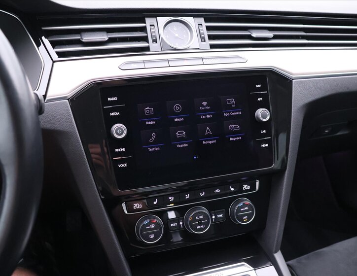 Volkswagen Passat 23