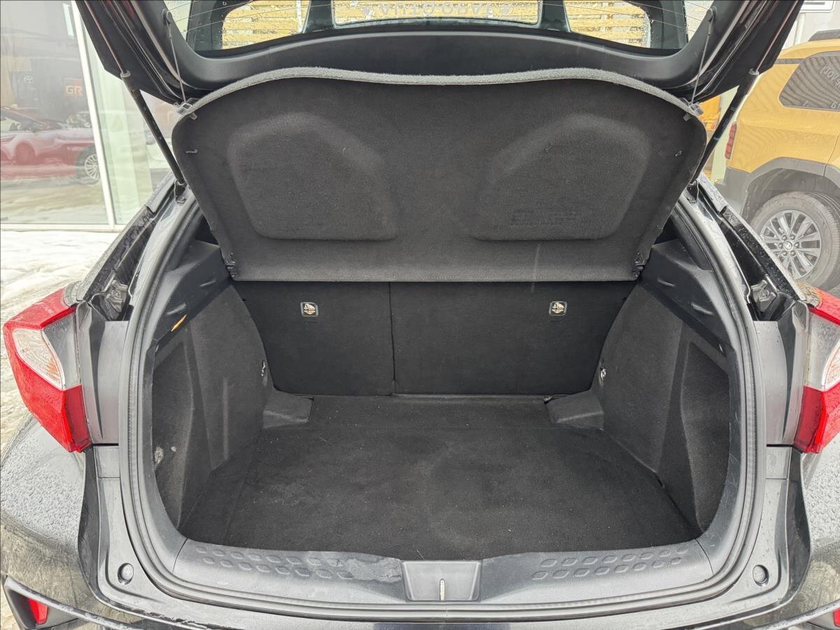 Toyota C-HR Hatchback 1,2 l 85 kw