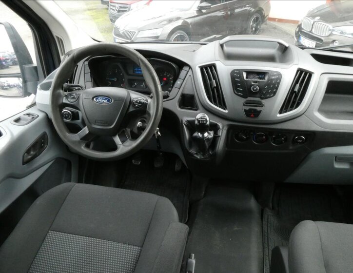 Ford Transit 21