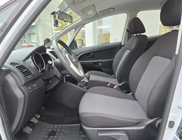 KIA Venga MPV 1,4 l 66 kw