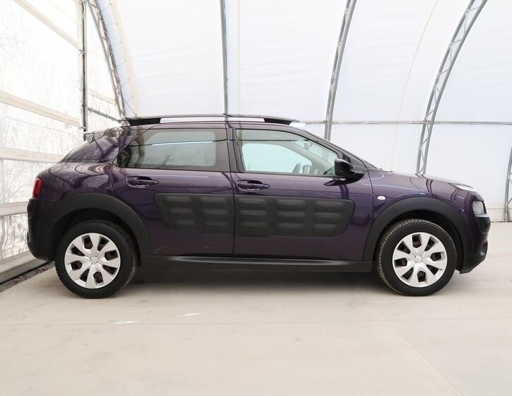 Citroën C4 Cactus Hatchback 1,2 l 81 kw