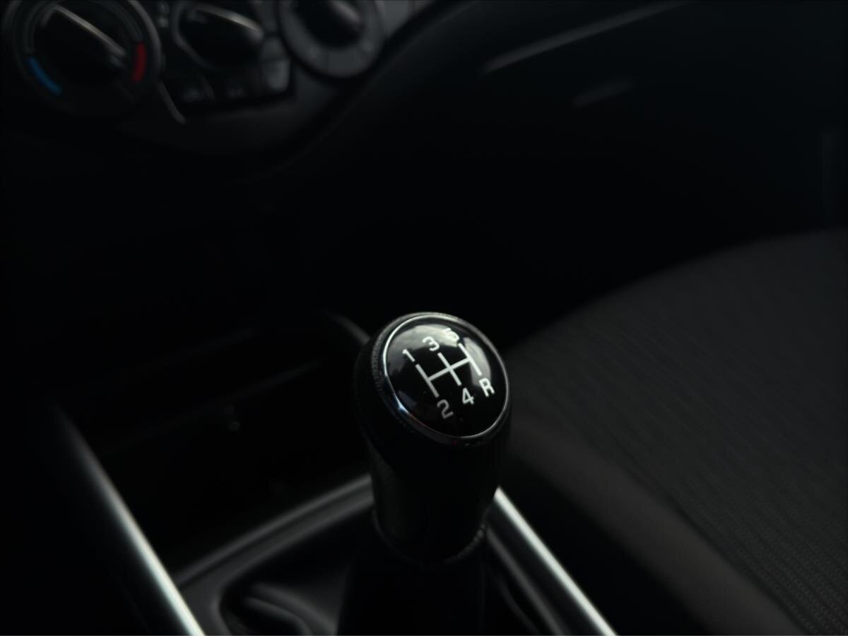 Suzuki Baleno Hatchback 1,2 l 66 kw