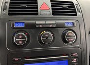 Volkswagen Touran MPV 1,6 l 75 kw