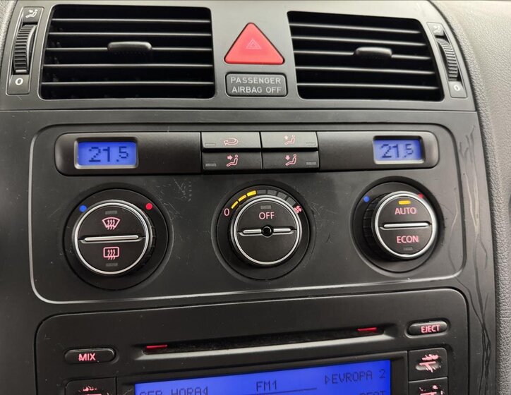 Volkswagen Touran MPV 1,6 l 75 kw