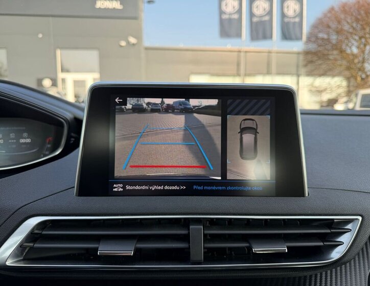 Peugeot 3008 SUV / Terénní 1,2 l 96 kw