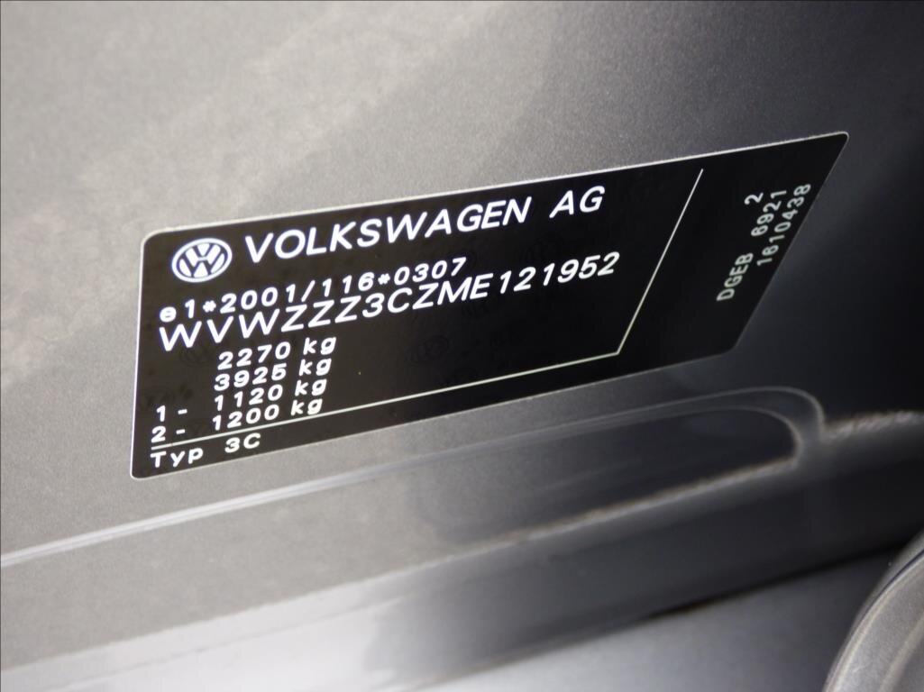 Volkswagen Passat Kombi 1,4 l 115 kw