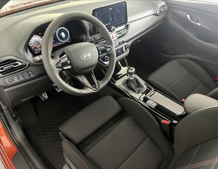 Hyundai i30 Liftback 1,5 l 103 kw