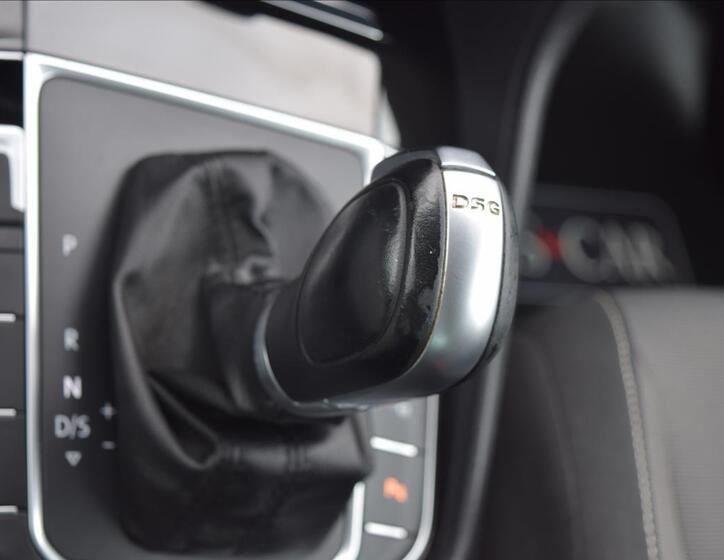 Volkswagen Golf Sportsvan 48