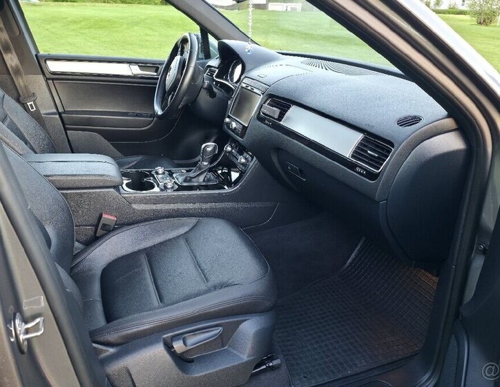 Volkswagen Touareg SUV / Terénní 0,0 139 kw