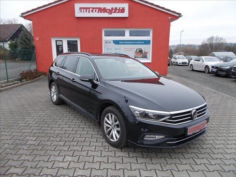 Volkswagen Passat Kombi 2,0 l 110 kw