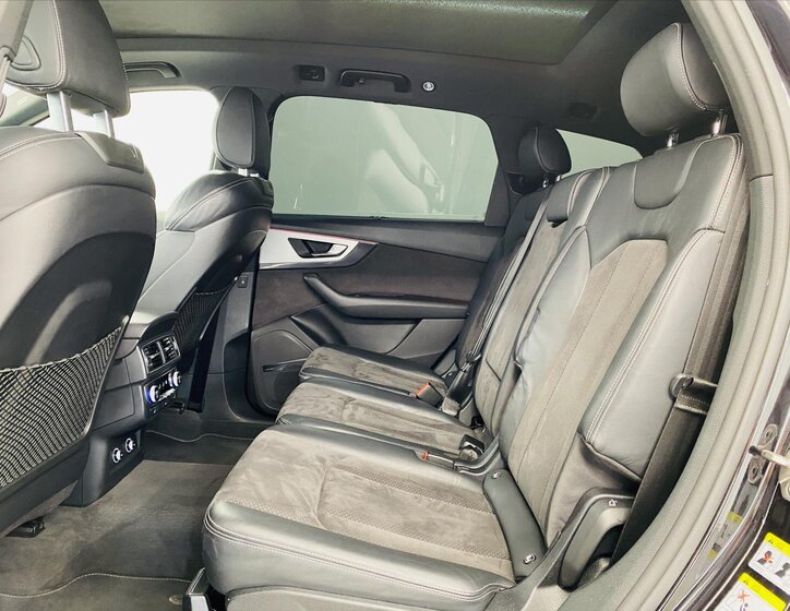 Audi Q7 Kombi 3,0 l 200 kw