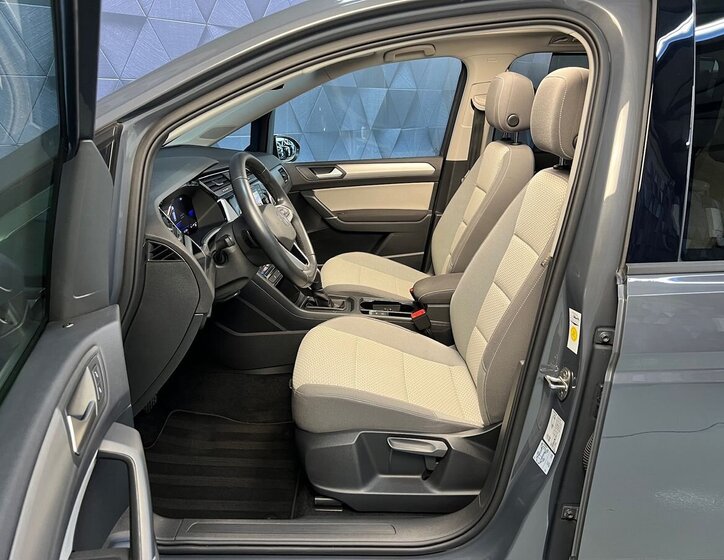 Volkswagen Touran Ostatní 1,5 l 110 kw