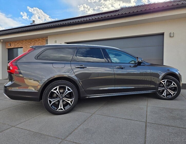 Volvo V90 Kombi 0,0 173 kw