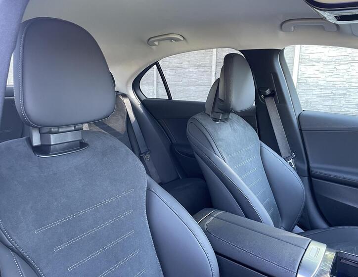 Mercedes-Benz Třídy C 16