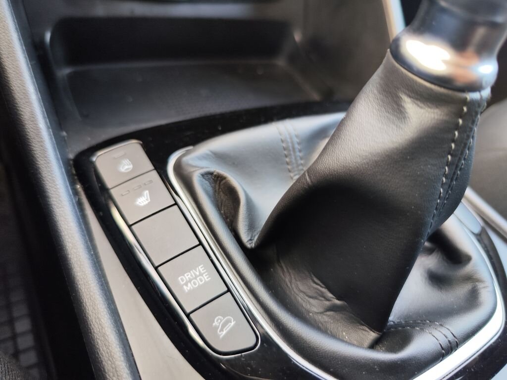 Hyundai Tucson SUV 1,6 l 110 kw