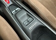 Ferrari F8 Kabriolet 3,9 l 530 kw