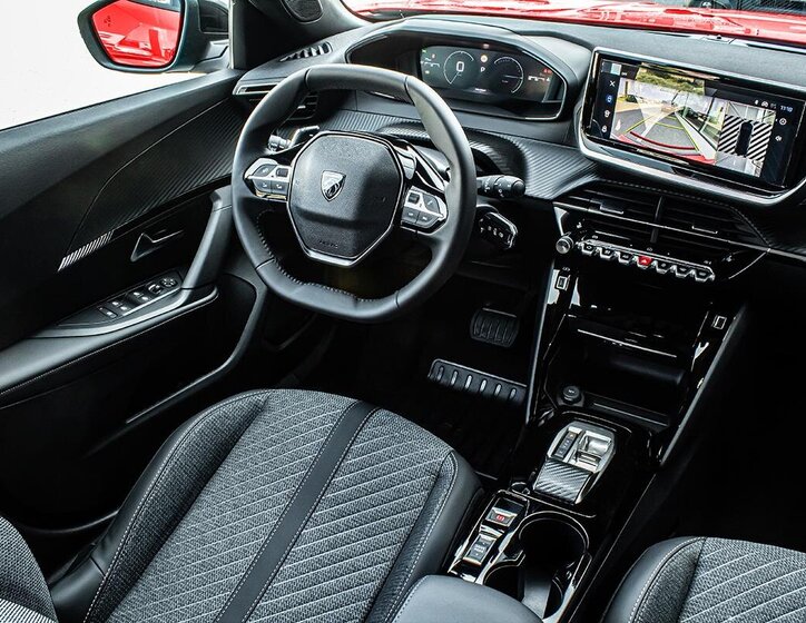 Peugeot 2008 SUV / Terénní 1,2 l 107 kw