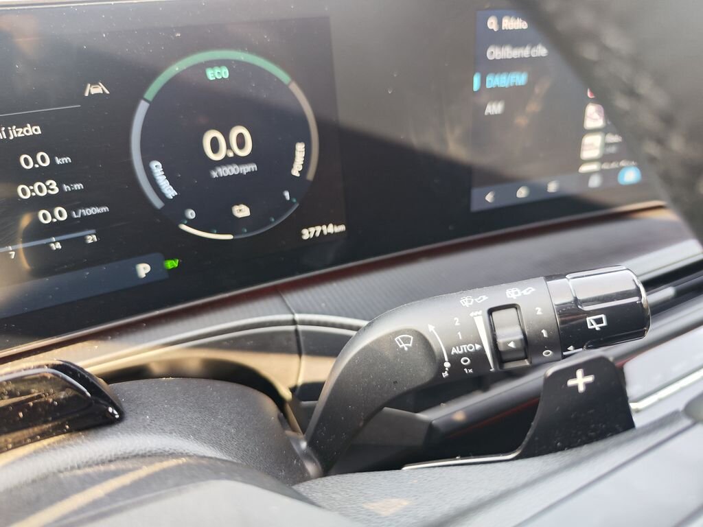 Hyundai Santa Fe SUV / Terénní 1,6 l 158 kw