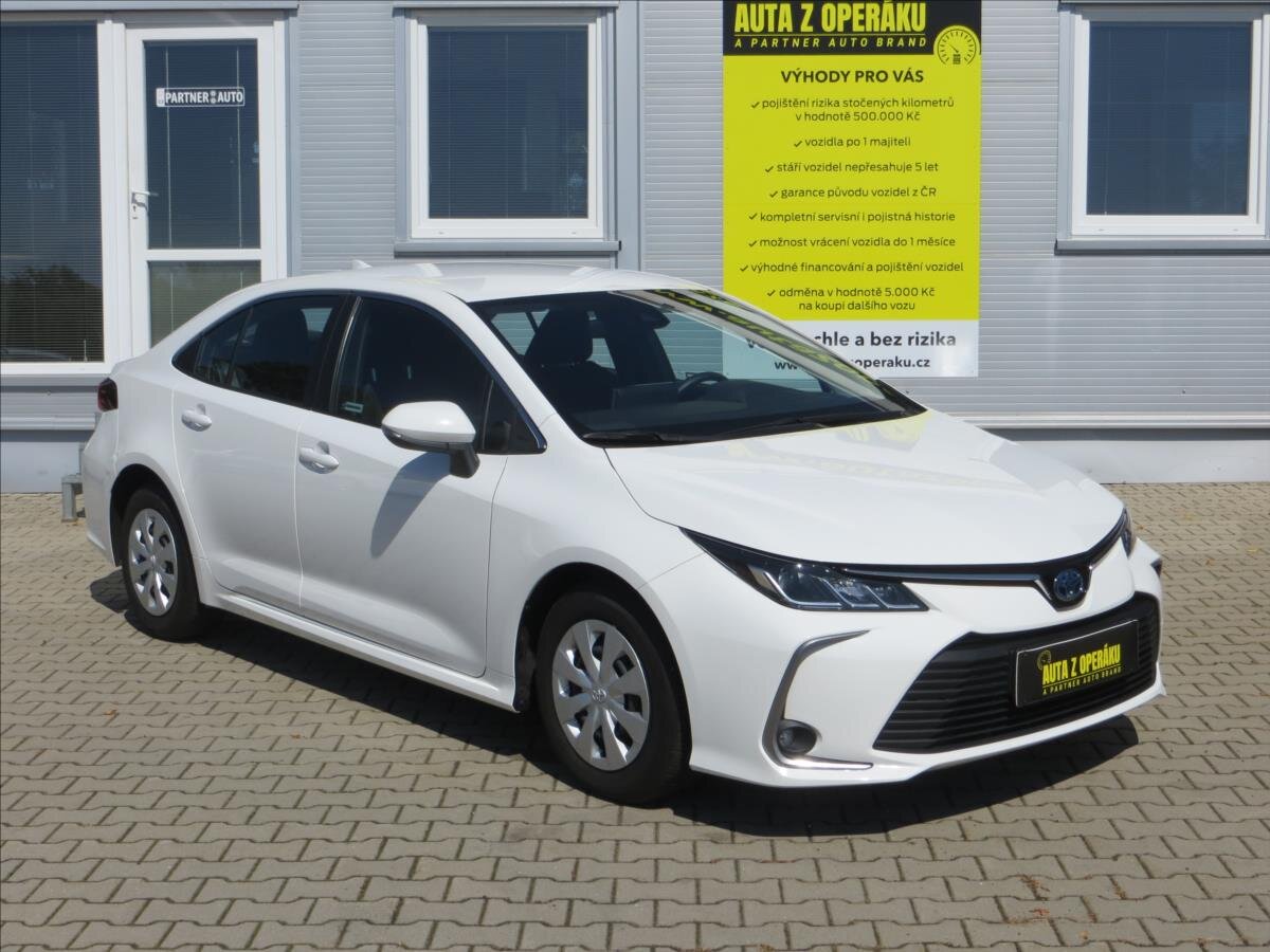 Toyota Corolla Sedan / Limuzína 1,8 l 72 kw
