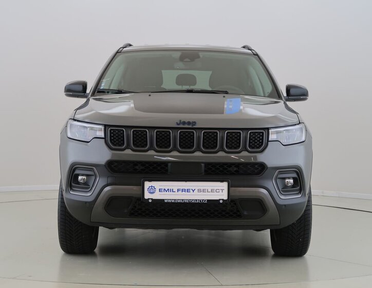 Jeep Compass SUV / Terénní 1,3 l 132 kw