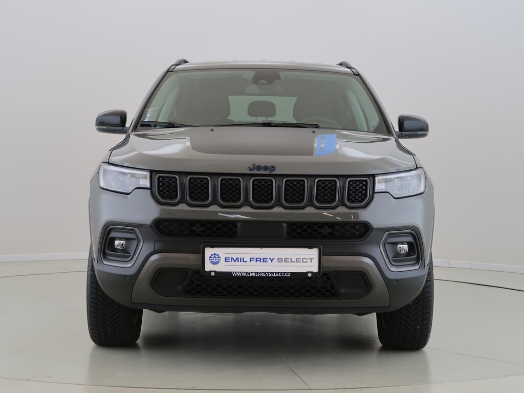 Jeep Compass SUV / Terénní 1,3 l 132 kw