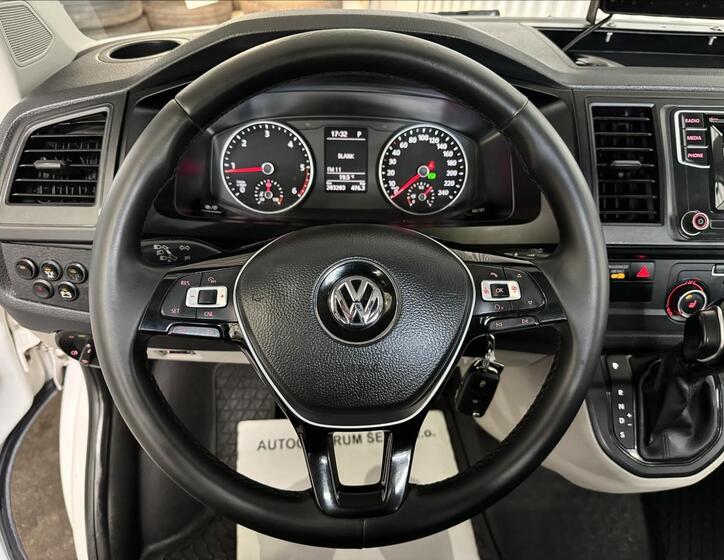 Volkswagen Transporter 17