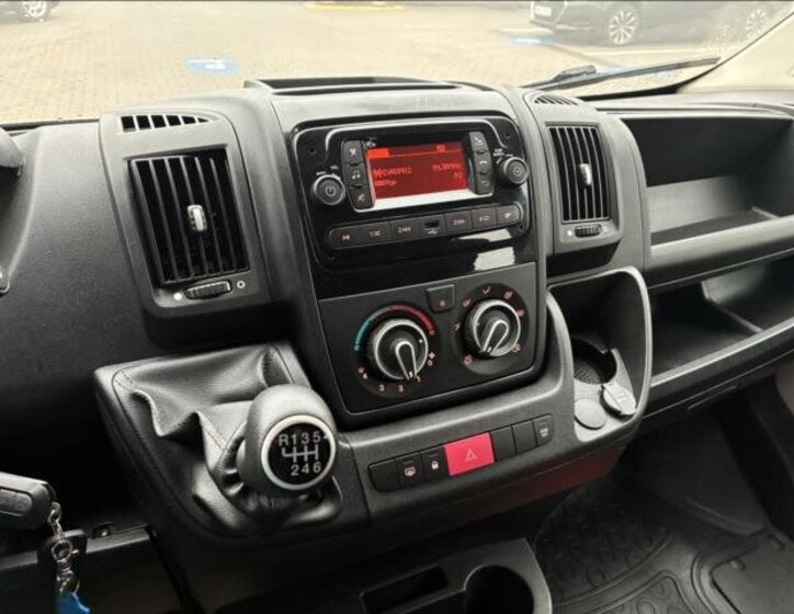 Opel Movano Skříň 2,2 l 103 kw