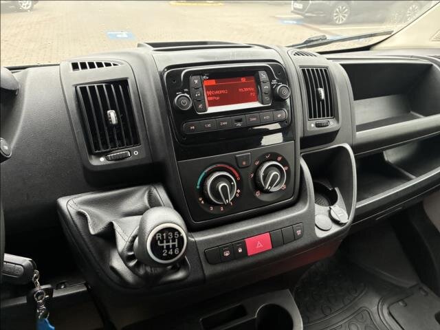 Opel Movano Skříň 2,2 l 103 kw